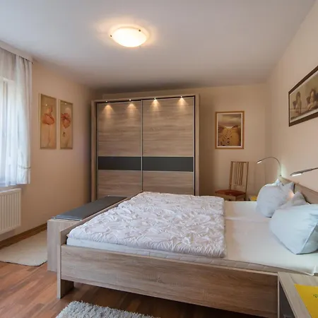 Freesenbruch 4 1 - Boddenkiker Apartment *